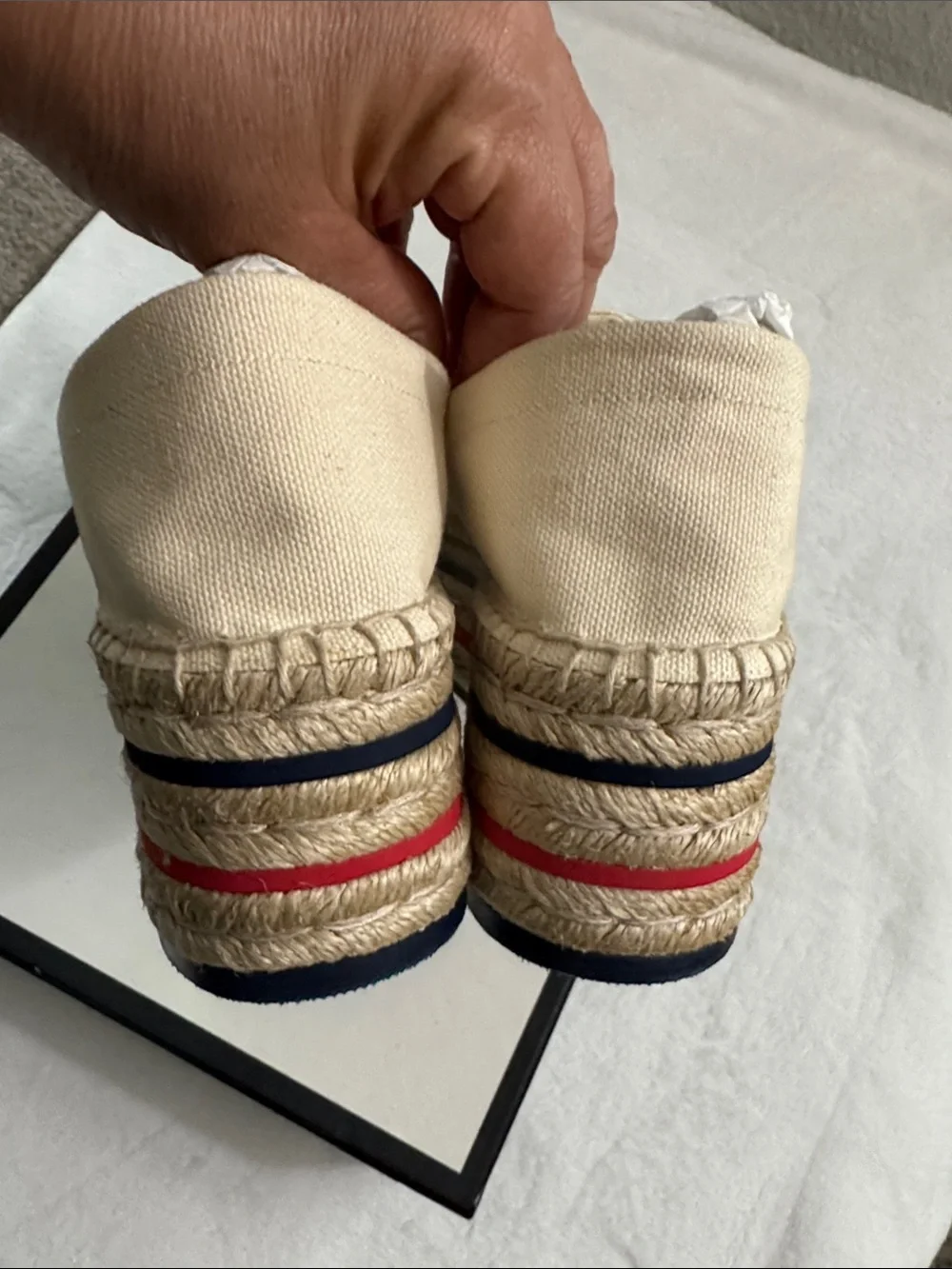 Gucci sneakers stylish front